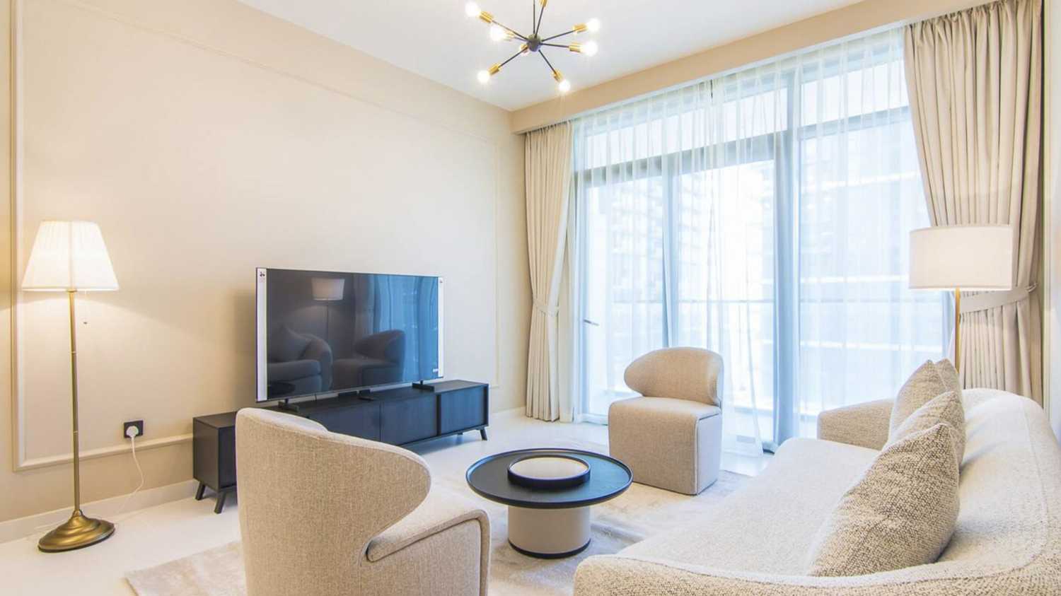 апартаменты с 1-й спальней-0-6