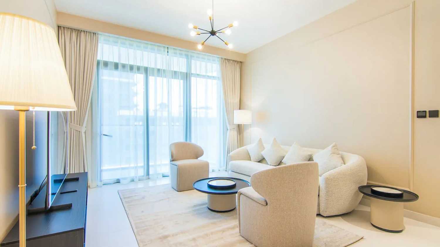 апартаменты с 1-й спальней-0-5