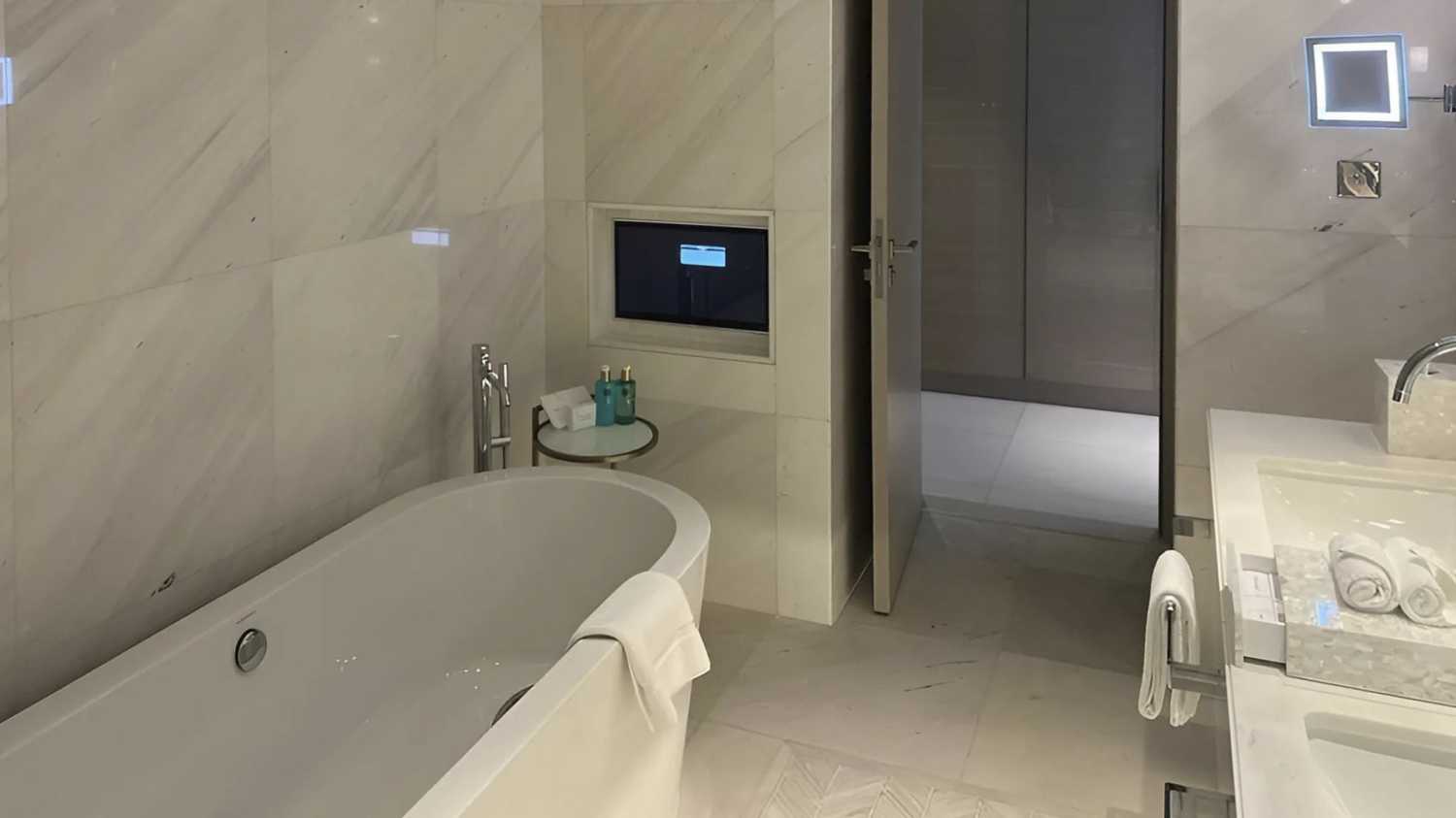 апартаменты с 3 спальнями-2-2