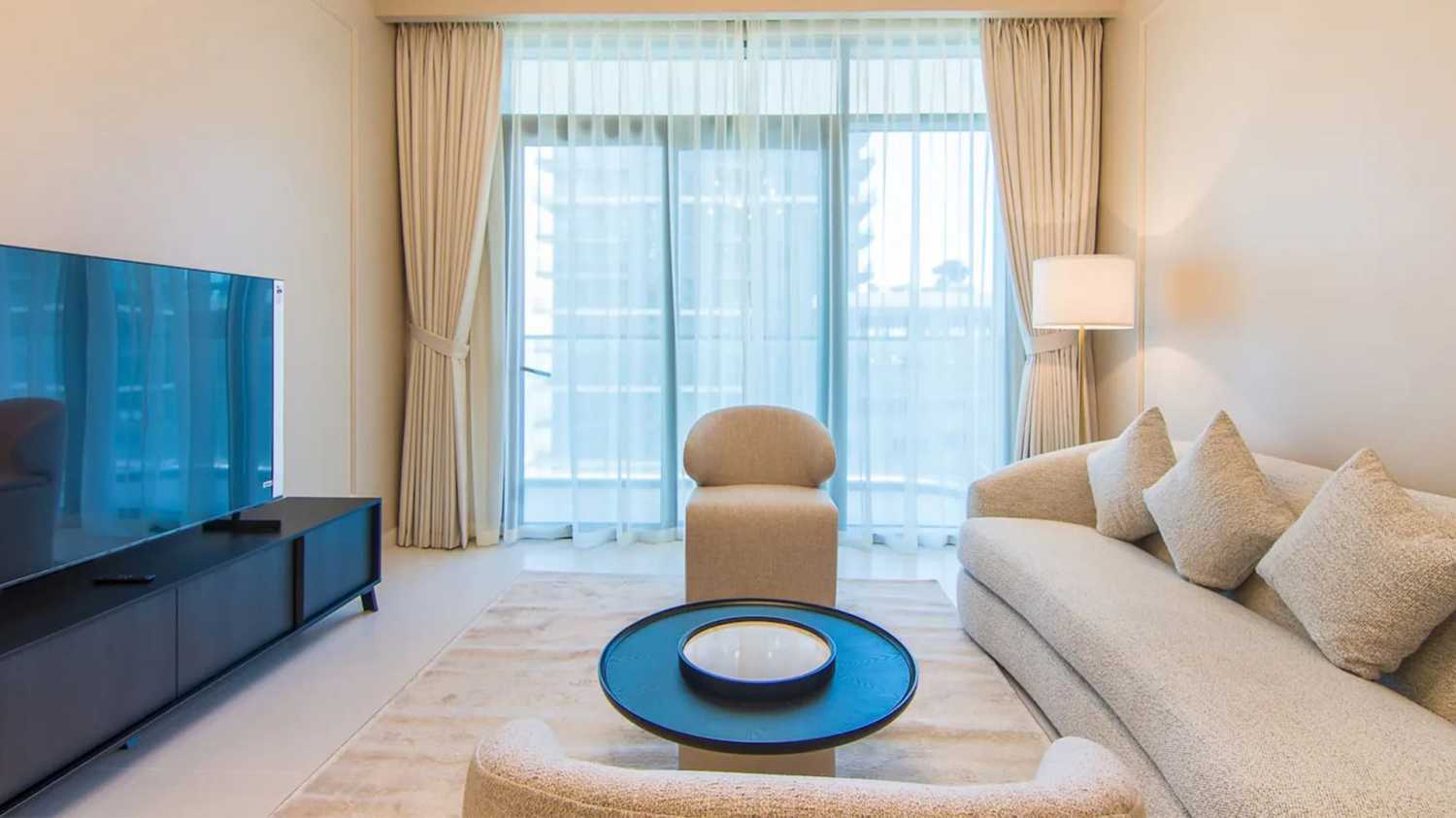 апартаменты с 1-й спальней-0-4