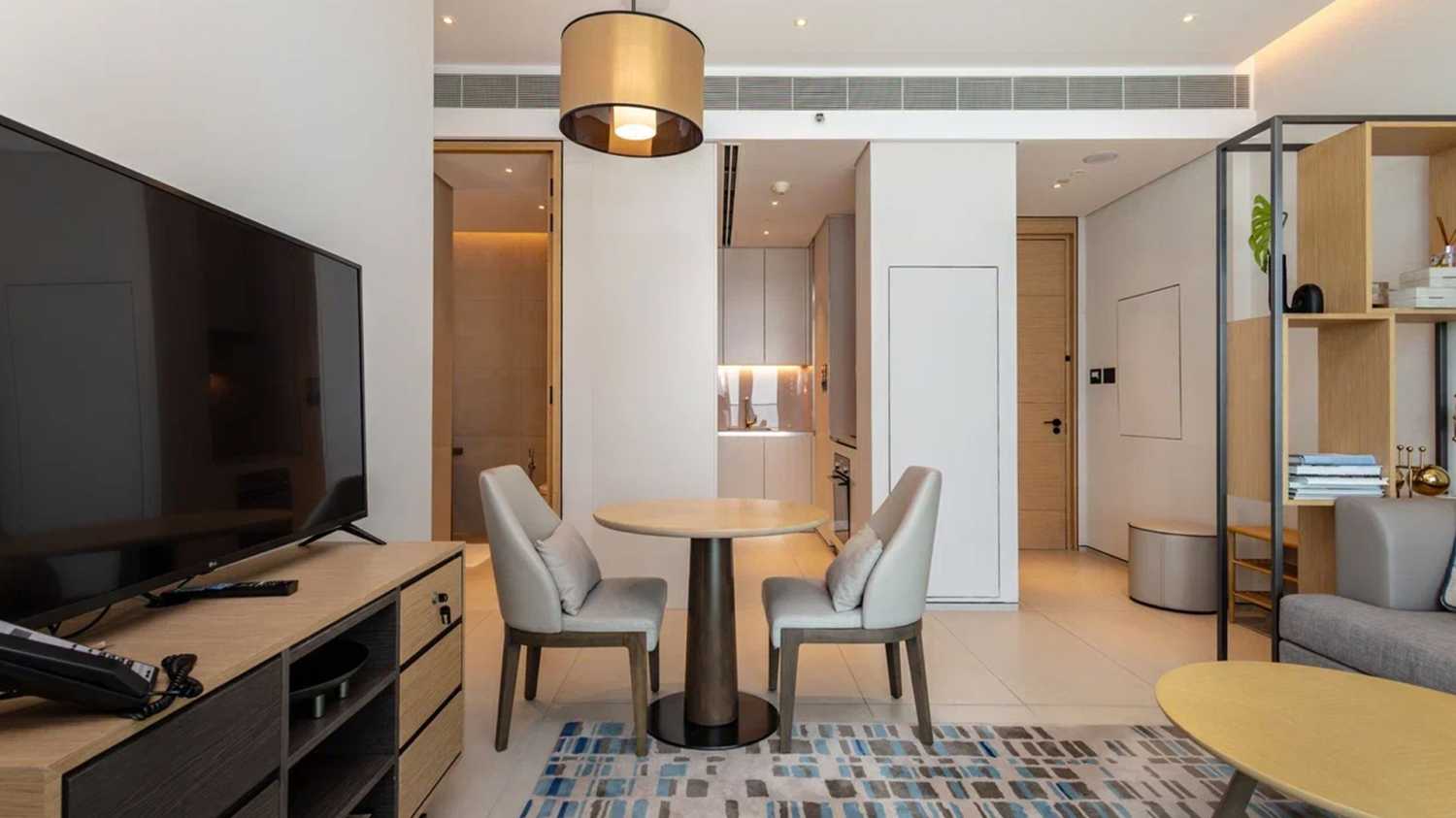 апартаменты с 1-й спальней-0-6