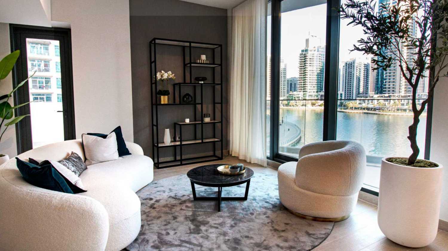 апартаменты с 3-мя спальнями-1-5